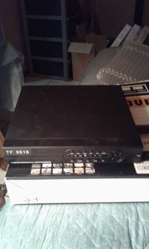 HD DI  16 CHANNEL DVR INCL.POWER SUPPLY (MONEY BACK GUARANTEE)