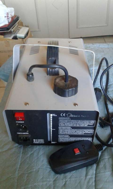 DF 900 A FOG MACHINE-SEE DESCRIPTION