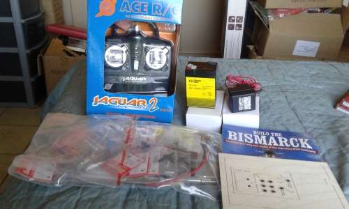 REMOTE CONROL UNIT TO ASSEMBLE TO BUILD YOUR OWN MODEL.......SEE DESCRIPTION
