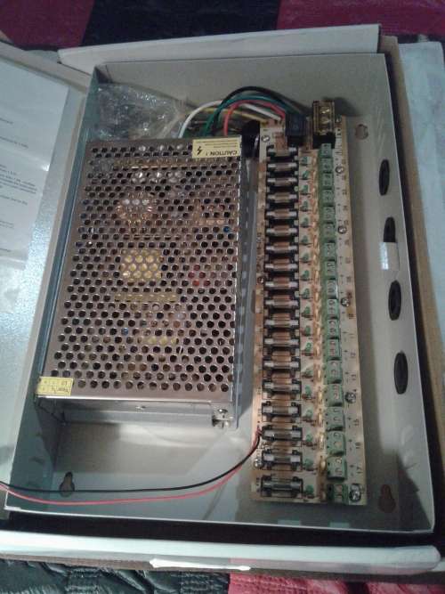 12V 20 A,  18 CHANNEL MULTI OUTPUT. CCTV POWER SUPPLY