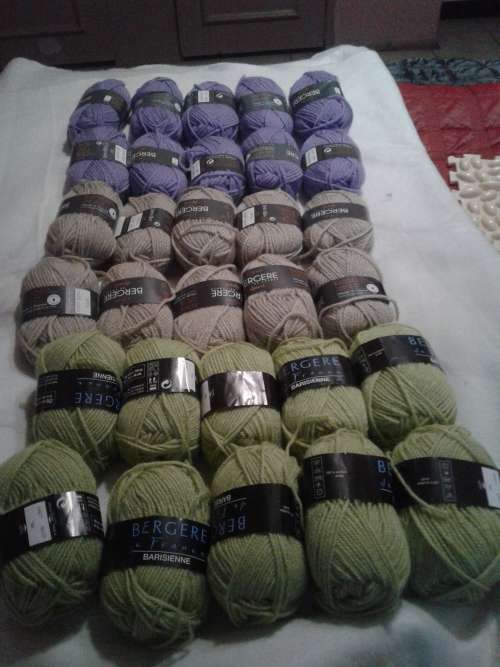 30 X 25G TOP QUALITY KNITTING WOOL  (3 SHADES)MADE IN FRANCE