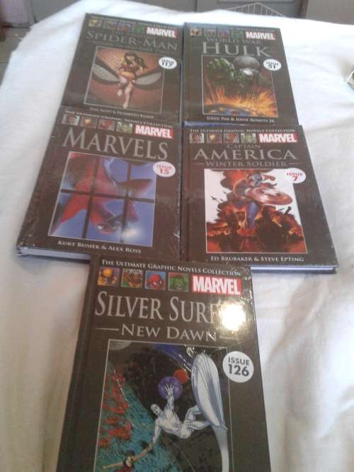 5 X THE ULTIMATE GRAPHIC NOVELS MARVEL COMICS (TO CHOSE OR TAKE ALL )