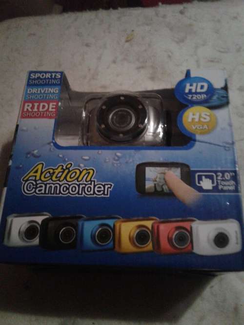 2,0 TOUCH PANEL-HD720P,VGA ACTION CAMCCORDER (COMPLETE )