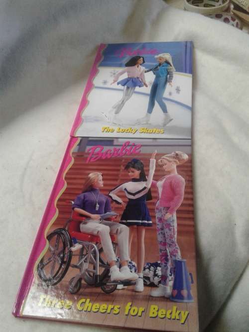 2 X BARBIE HARDCOVER STORY BOOKS WITH PICTURE ILLUSTRATIONS, ONE BID