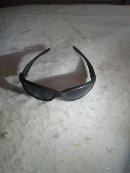 MADE IN USA OKLEY SUNGLASSES