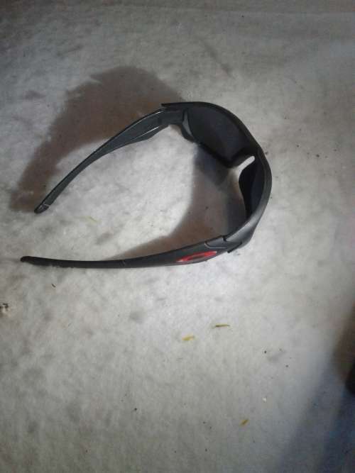 MADE IN USA OKLEY SUNGLASSES