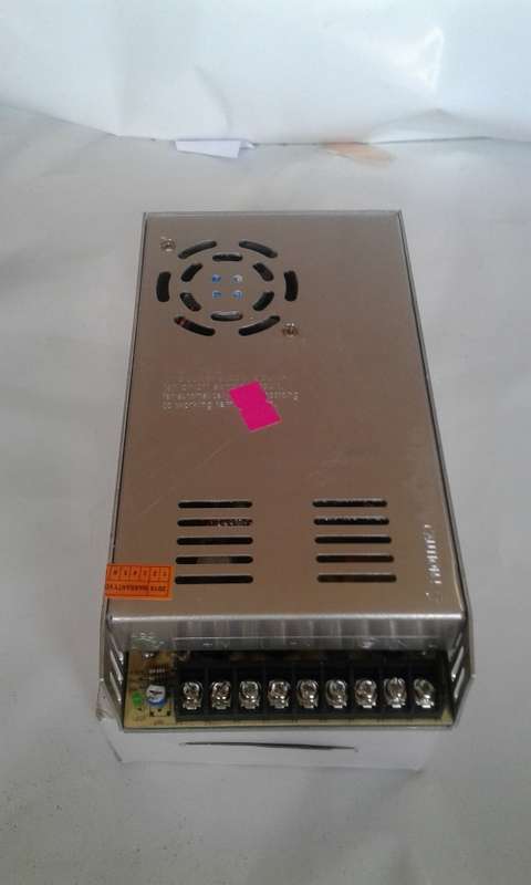 12 V,30 AMPS CCTV POWER SUPPLY WITH BUILT IN FAN ON/OFF CIRCUIT