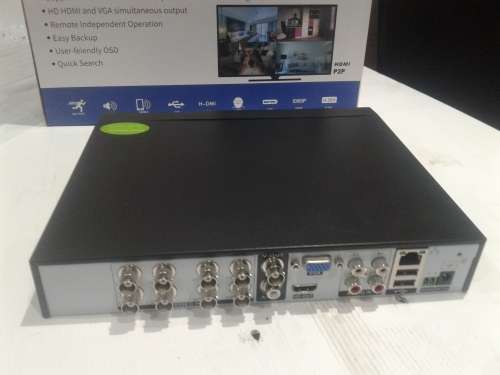 FULL HD AHD 1080P 5MP 8 CHANNELS DVR INCL.REMOTE AND MOUSE_REMOTE PHONE VIEWING ETC...
