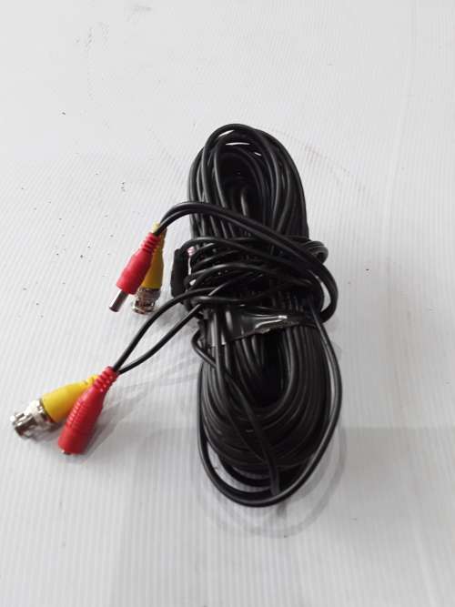 30 X DSP DIGITAL ZOOM CCD CAMERA INCLUDES A 20M POWER CABLE
