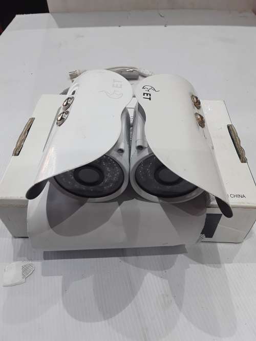 2 X 900TVL COLOR IR CCTV CAMERAS, ONE BID