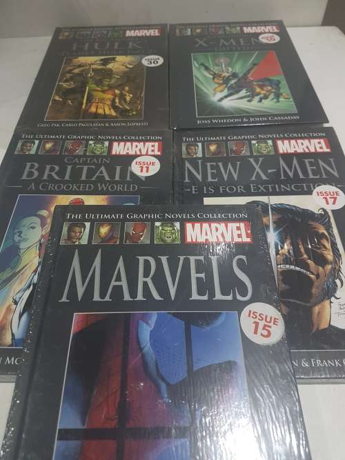 5 X DC HARDCOVER COMICS  (TO CHOSE OR TAKE ALL)