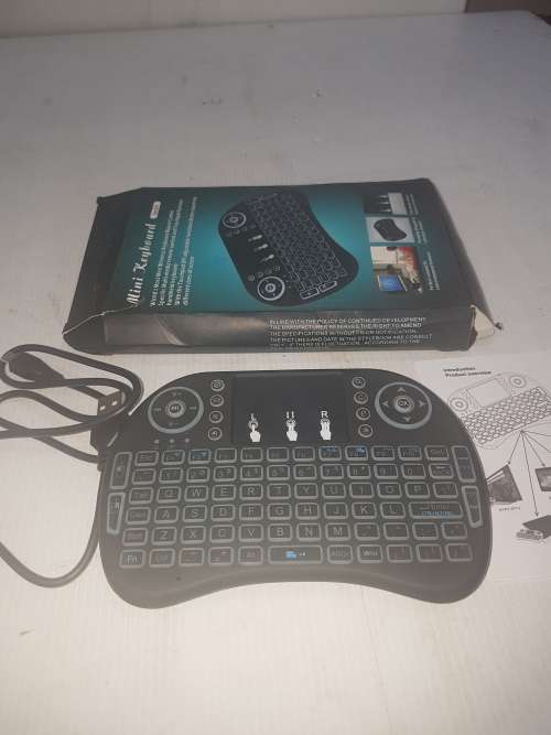 WORLDS MOST MINI WIRELESS KEYBOARD AND MOUSE COMBO