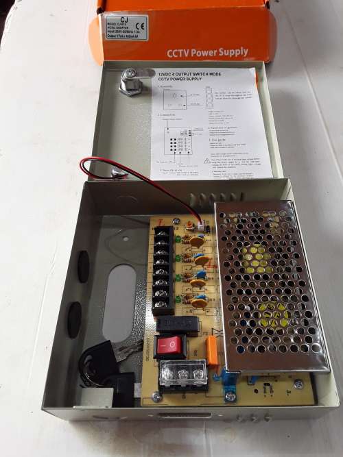 12 VDC 4 OUTPUT SWITCH MODE CCTV POWER SUPPLY