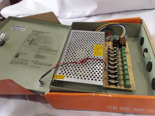 12 VDC,9 OUTPUT SWITCH MODE CCTV POWER SUPPLY