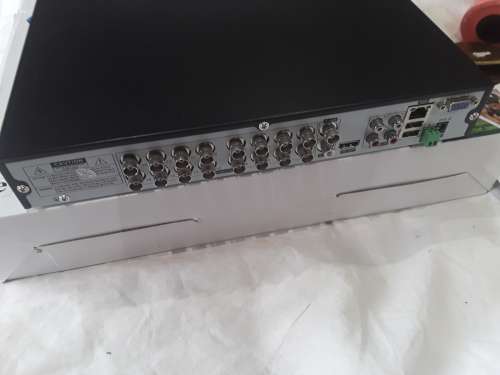 16 CHANNELS HD DVR INCL.REMOTE & MOUSE
