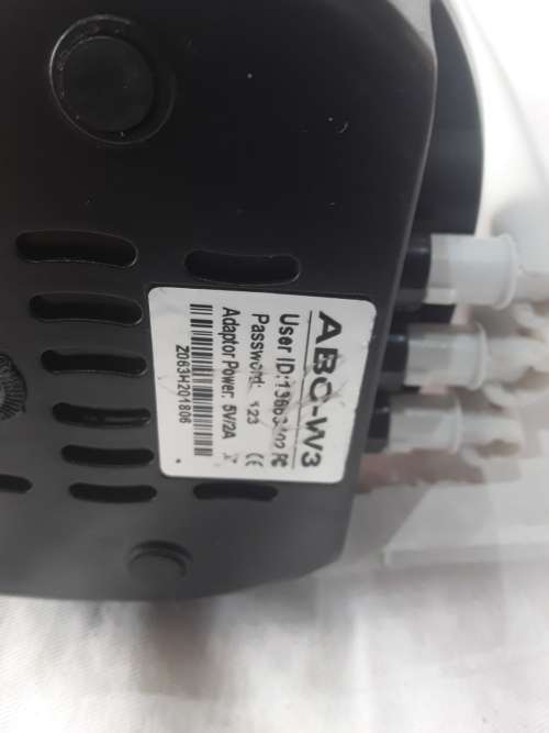 WIRELESS NETWORK IP CAMERA