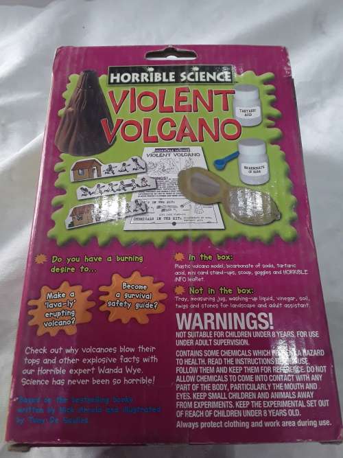 HOW TO MAKE A VOLCANO ERUPTION