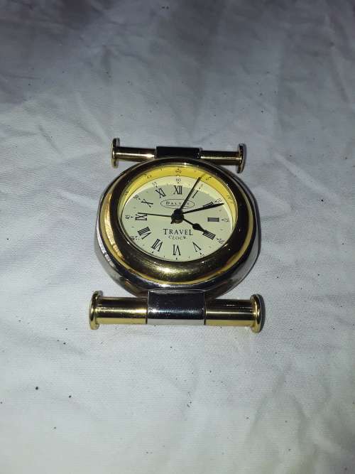 DALVEY ALARM TRAVEL CLOCK (JAPAN MOVT)WORKS