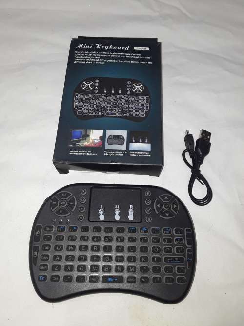 WORLDS MOST MINI WIRELESS KEYBOARD AND MOUSE COMBO