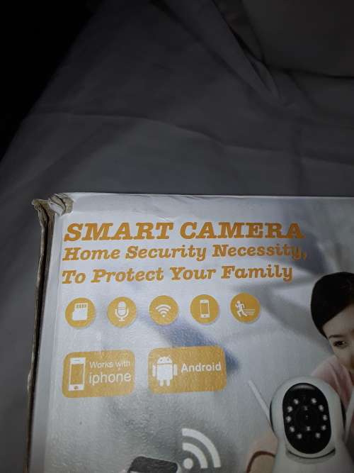 WI FI SURVEILLANCE PLUG & PLAY CAMERA