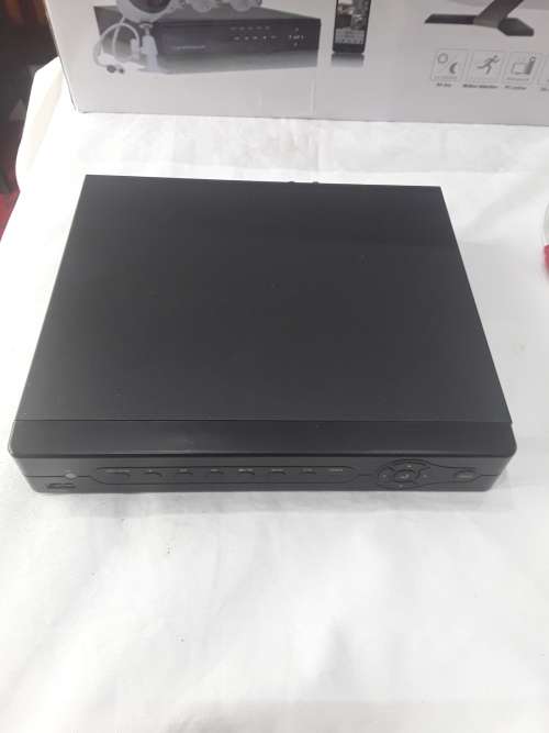 4 CHANNELS CCTV KIT(INCL.4 CAMERAS,4/ 20M CABLES,DVR,BRACKETS P.SUPPLY,MOUSE & REMOTE)