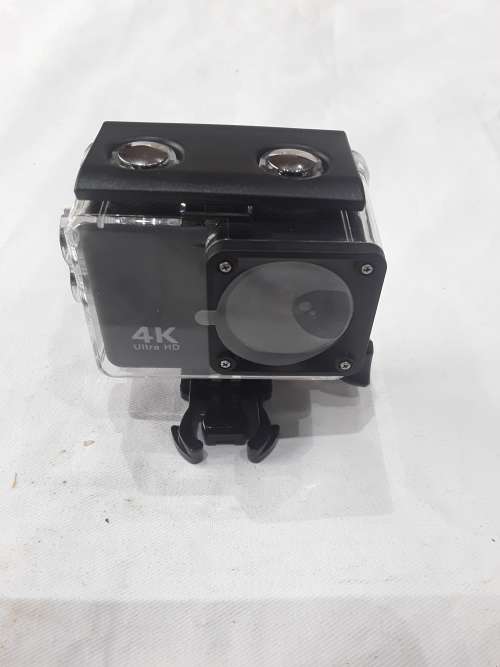 30 M UNDERWATER WIFI ACTION CAMERA WITH ASSESCORIES