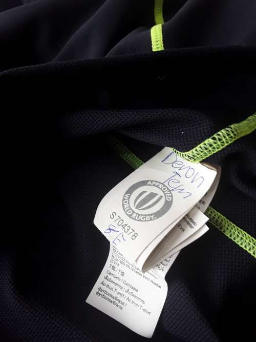 GOOD QUALITY RUGBY SHIRT(M)MINT CONDITION