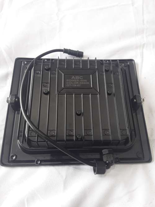 40 WATT SOLAR LED LIGHT(NO REMOTE)