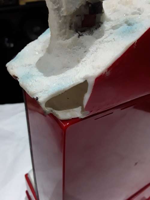 POLYRESIN SANTA MUSICAL WITH SNOWING SCENE(BATTERY OPERATED)