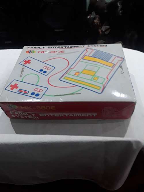 VINTAGE TV GAME WITH 3 GAME CARTRIDGES