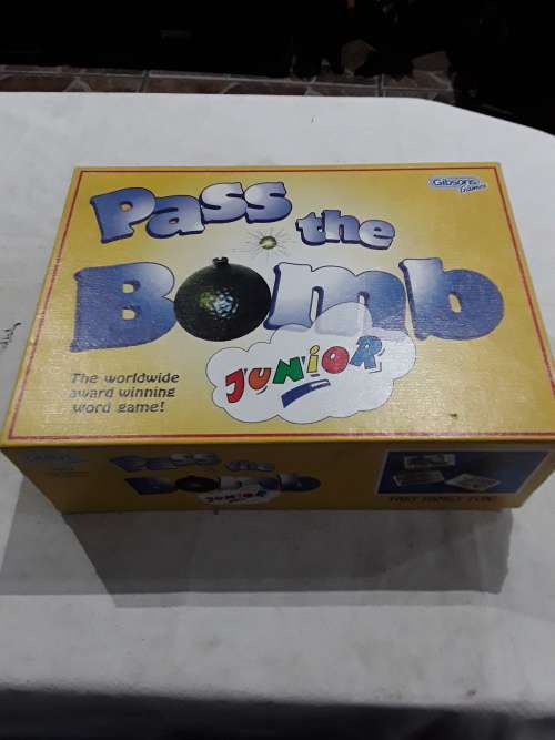 PASS THE BOMB GAME