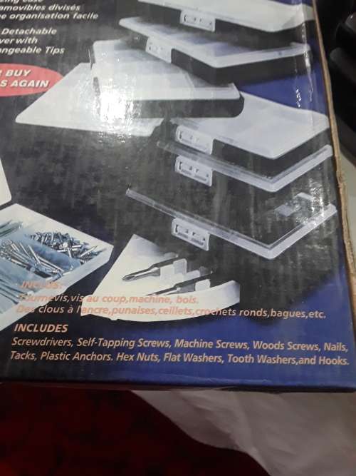 1600 PIECE HARDWARE TOOL SET INCLUDES SWIVEL OUT STORAGE