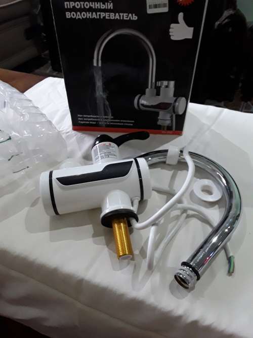 INSTANT ELECTRIC HEATING WATER FAUCET