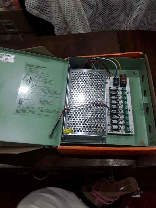 12 VDC,9 OUTPUT SWITCH MODE CCTV POWER SUPPLY