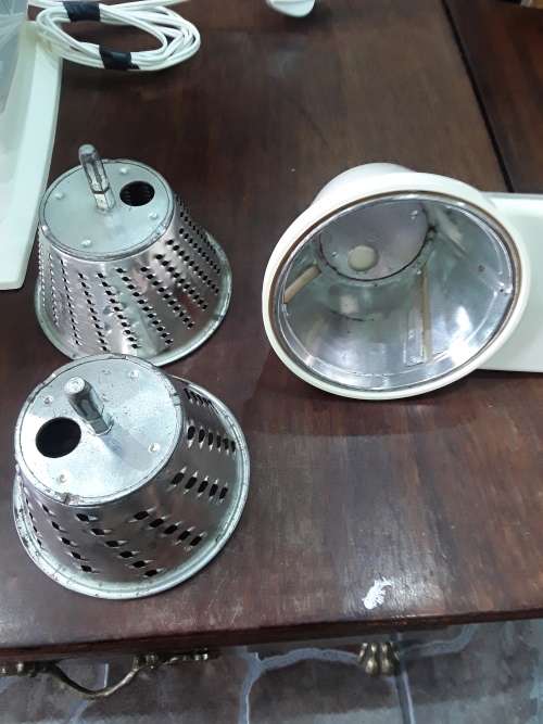 VINTAGE MOULINEX FOOD PROCESSOR, MEAT GRINDER,SAUSAGE FILLER AND ACCESSORIES (WORKS LIKE A BOMB)