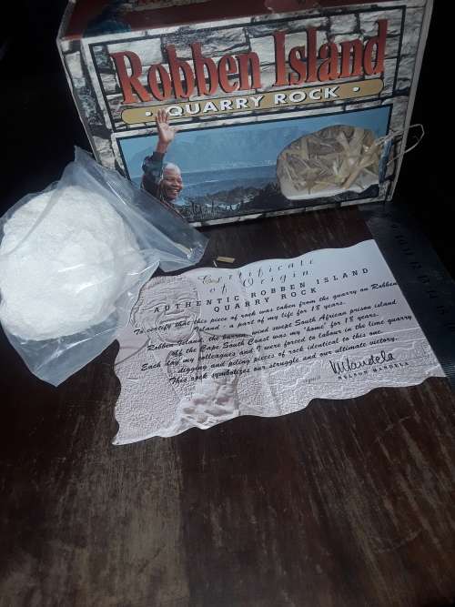 ROBBEN ISLAND QUARRY ROCK WITH AUTHENTIC CERTIFICATE OF ORIGIN (SIGNED MANDELA)