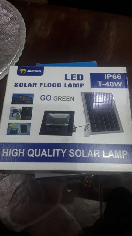 SOLAR POWERED LED FLOODLIGHT WITH SOLAR PANEL