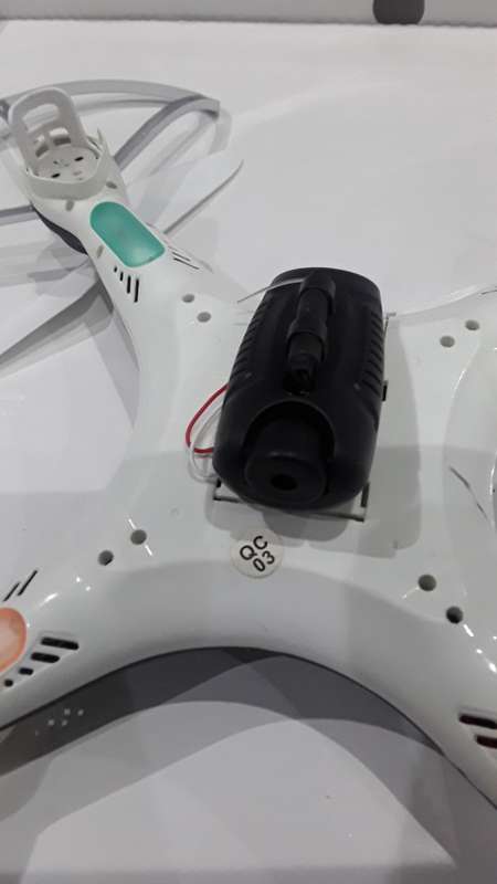 6 CH-2,4 GHZ R/C QUADCOPTER (INCLUDES CAMERA)WIFI FOV REAL TIME