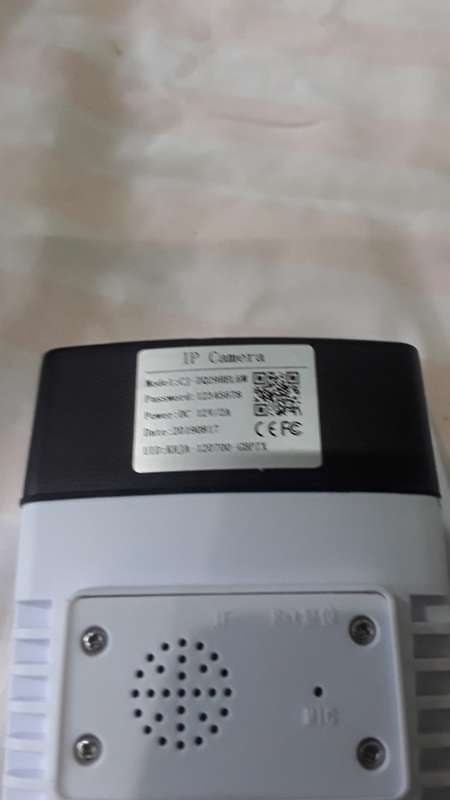 SET OF 2 IP CAMERAS (ONE BID FOR BOTH)