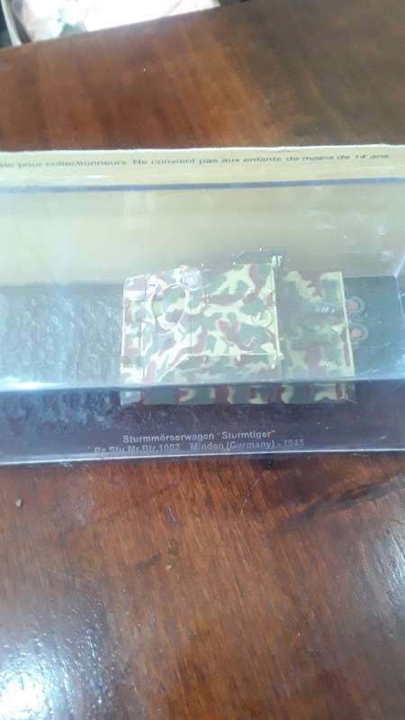 HIGHLY DETAILED DIE CAST METAL STURMMORSWAGEN(GERMANY-1945)COMBAT TANK, SCALE 1:72
