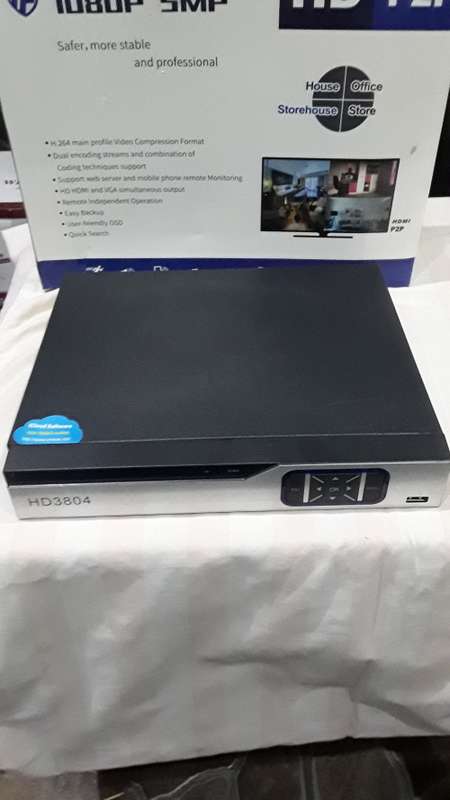 4 CHANNELS AHD DVR INCL.POWER SUPPLY,REMOTE AND MOUSE