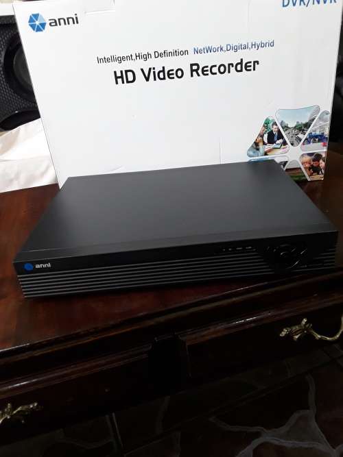 16 CHANNELS HD DVR/ NVR INCL.POWER SUPPLY AND MOUSE
