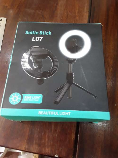 RING LIGHT SELFIE STICK