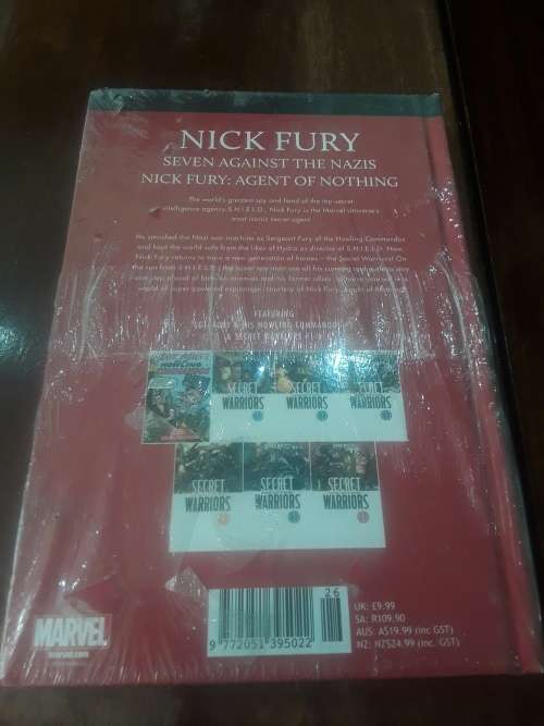 MARVEL SUPERHERO`S HARDCOVER COMIC(NICK FURY)