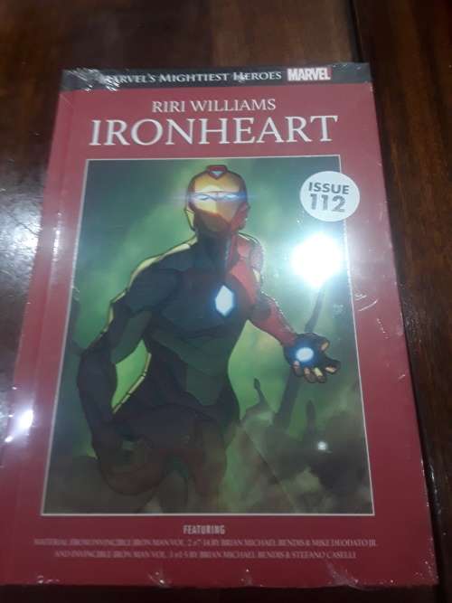 MARVEL SUPERHERO`S HARDCOVER COMIC(RIRI WILLIAMS)IRONHEART