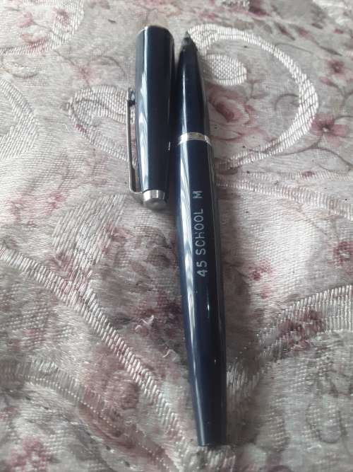 VINTAGE PARKER FOUNTAIN PEN
