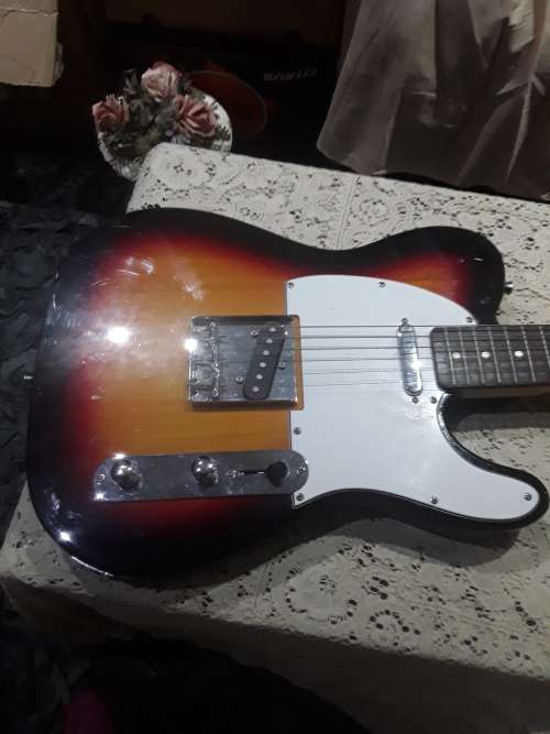 SANCHEZ ELECTRIC GUITAR(NO COMBINED SHIPPING)