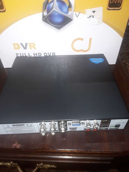 4 CHANNELS AHD DVR INCLUDING POWER SUPPLY AND MOUSE