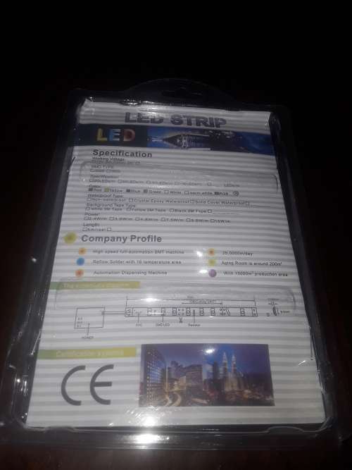 LED STRIP LIGHTS WITH REMOTE,POWER SUPPLY AND CONTROL BOX