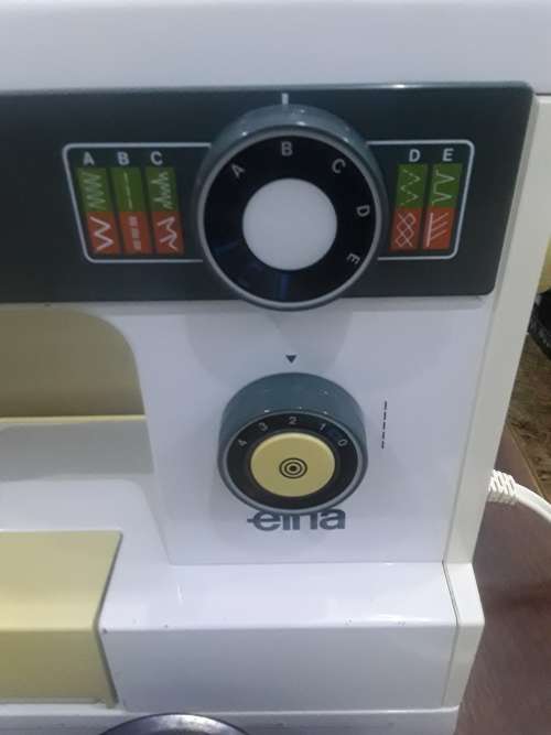 ELNA CONTESSA 410 SEWING MACHINE (ALL METAL WITH CASE)WORKS LIKE A BOMB